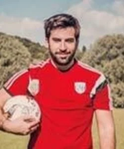 Luis Meneses - Director