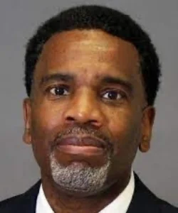 Arturo Ormond - Coach