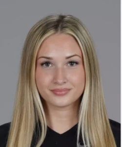 Hadley Houghton - Coach