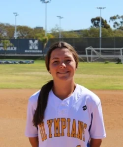 Arianna Salazar - Coach