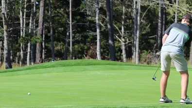 Nike Junior Golf Camp putting green png