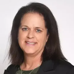 Charity Elliot Headshot