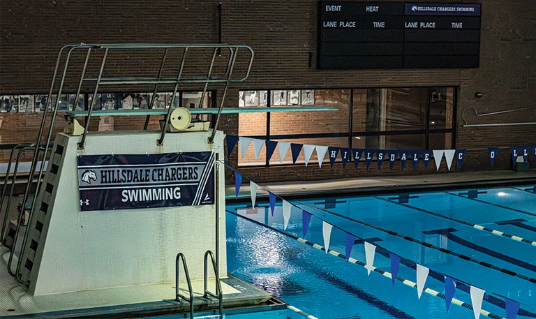 Hillsdale Diving Photo