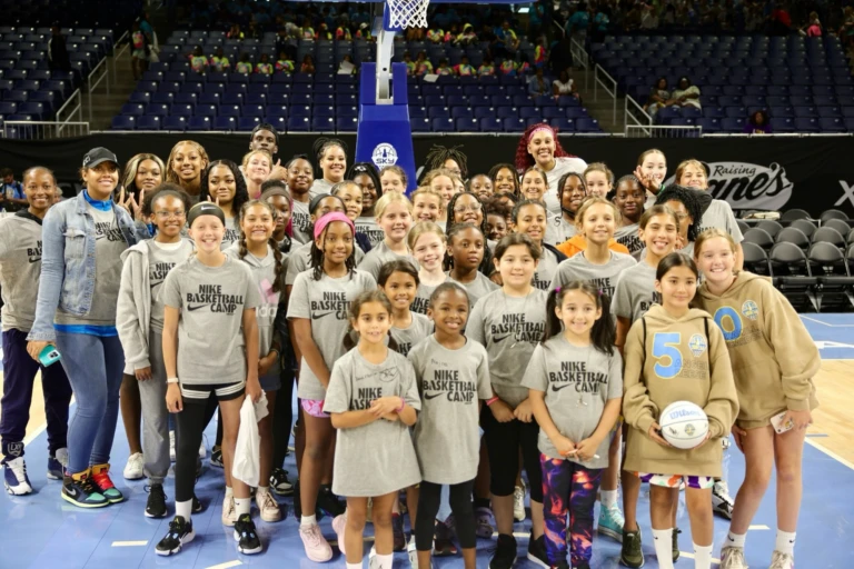 2024 Group Photo on Court