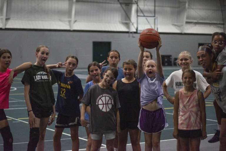 Huntington B Ball012