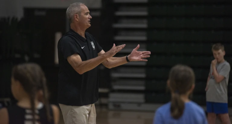 Huntington B Ball007