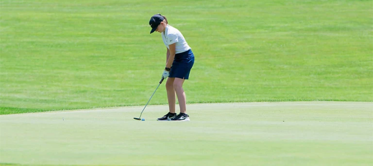 Nike Junior Golf Camp focus putt png
