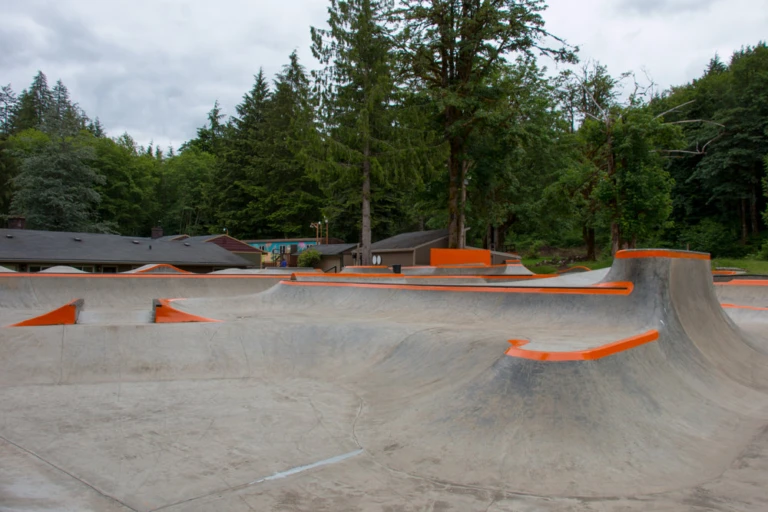 Seek Skate outdoor park