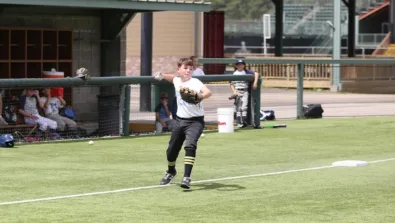 BAXDSY Third Baseman Throwing to First