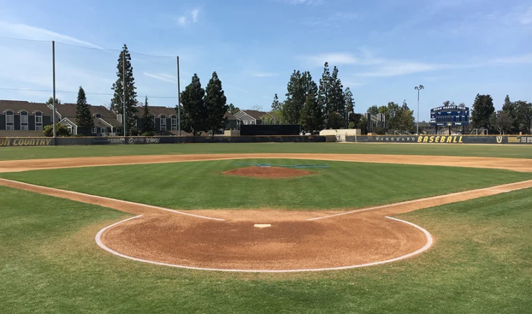 Base vanguard featured field