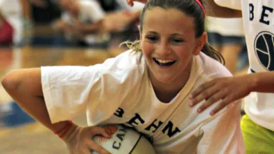 Behn Girls Ball Protection