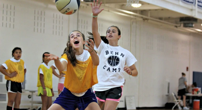 Behn Girls Rebounding