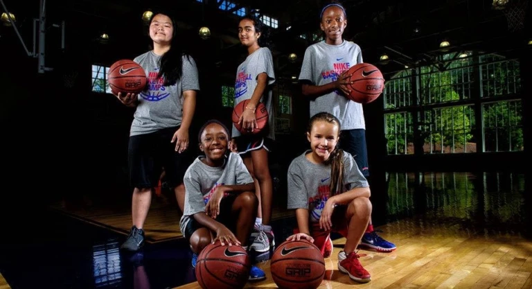 Nike Girls Group