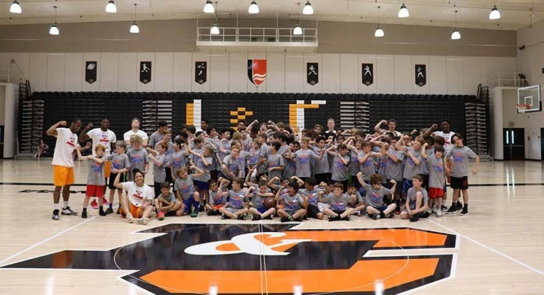 Lewis Clark Boys 2018 Group boys youth basketball camps in oregon