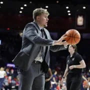 Robby Wilson UW coaching action