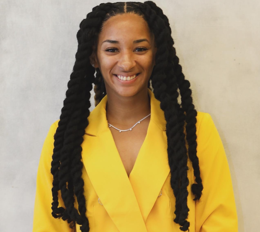 Nola carter headshot