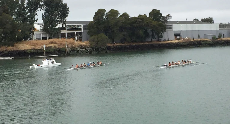 Cal Womens Crew Girls On Boat Of Eight