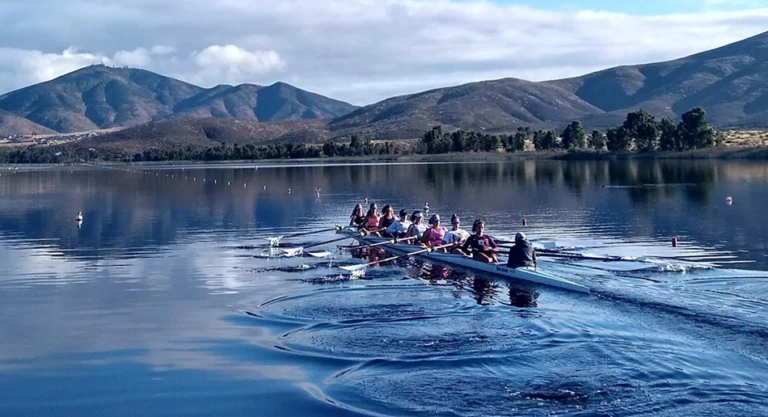 Usd crew gallery image water mountains