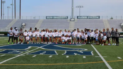 FBNDKU NIKE FLAG PIC Group Photo