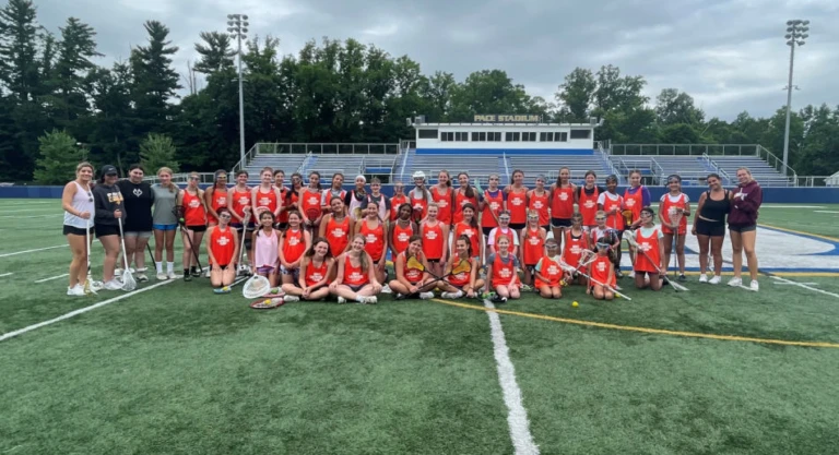 Nike girls lacrosse camp group shot field 2022