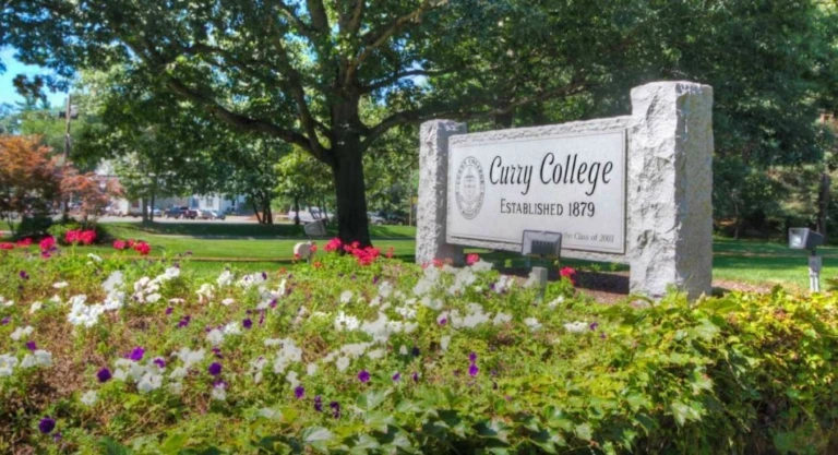 Curry College Entrance Nike Lacrosse Camps