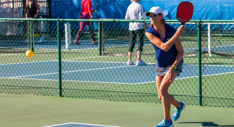 Pickleball solo woman shot
