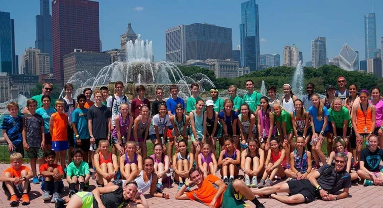 Nike Running Emlhurst College Chicago