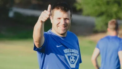 Coach thumbsup950x516