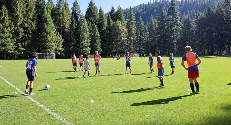 Two rivers players boys 950x516