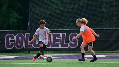 Curry soccer game play
