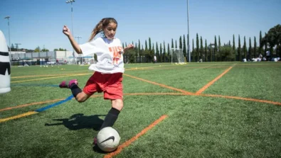 Gallery Soccer Girlkick3