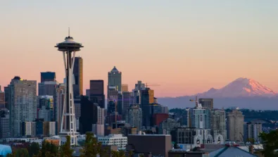 Su Gallery Soccer Seattle Skyline
