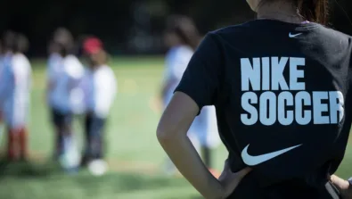 Gallery soccer girl BACK