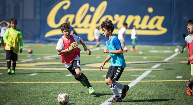 Soccer Cal 2018 Dribble