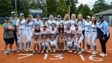 Lovett Softball Team Picture on Diamond