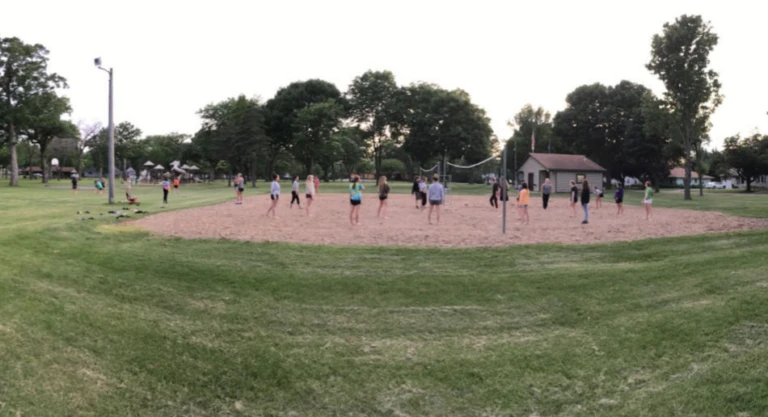 Minnesota State Mavericks Nike Swim Camp Volleyball