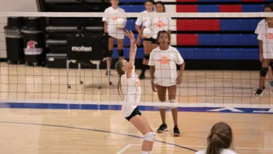 Gallery Girl Setting