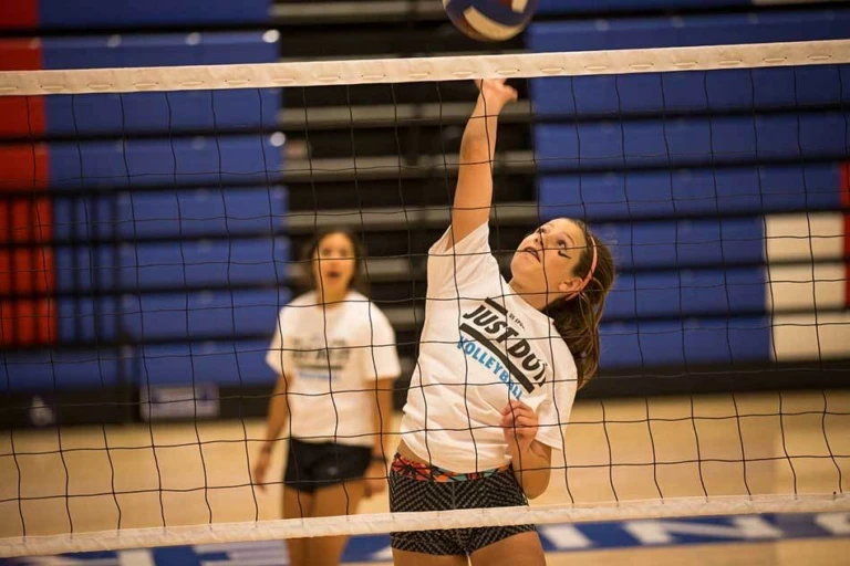 Nike Volleyball Camps Hit At Net