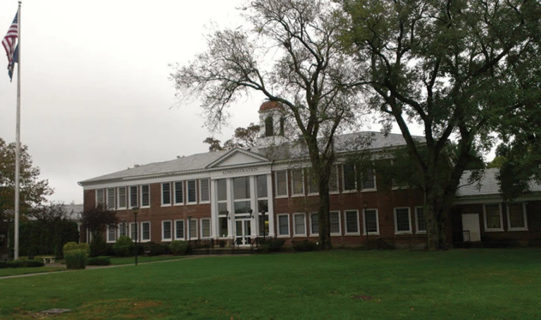 Farmingdale State Grounds