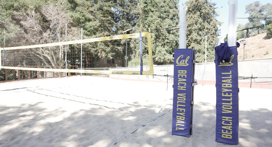 Cal Beach Volleyball Camps