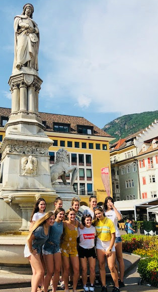 Volleyball Tour Site Seeing