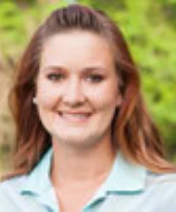 Leslie Fischer - Coach