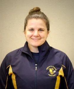 Sarah Davis - assistant_coach