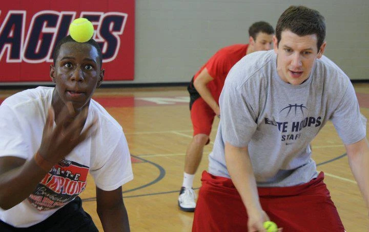 394136 10100917412769300 4937432 65612023 36748881 N